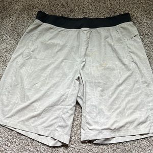 Mens lululemon shorts xxl